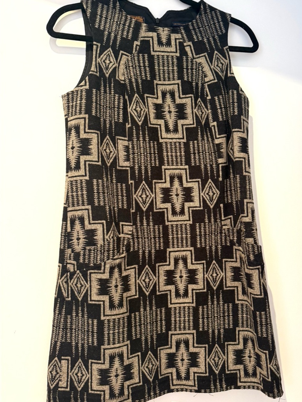 Pendleton Black and Beige Geometric Sleeveless Shift Dress